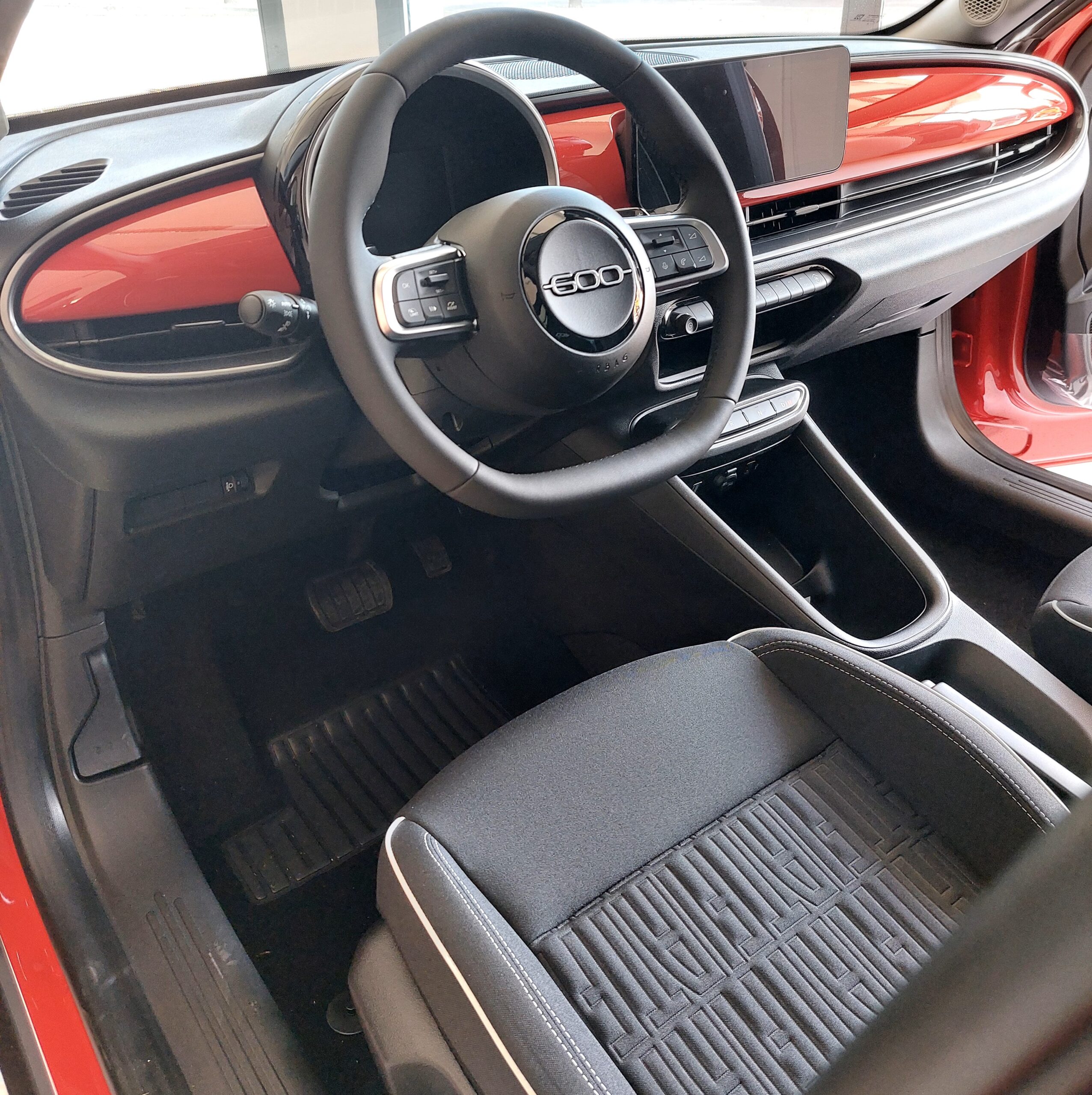 Fiat 600 1,2 Mild Hybrid 110cv