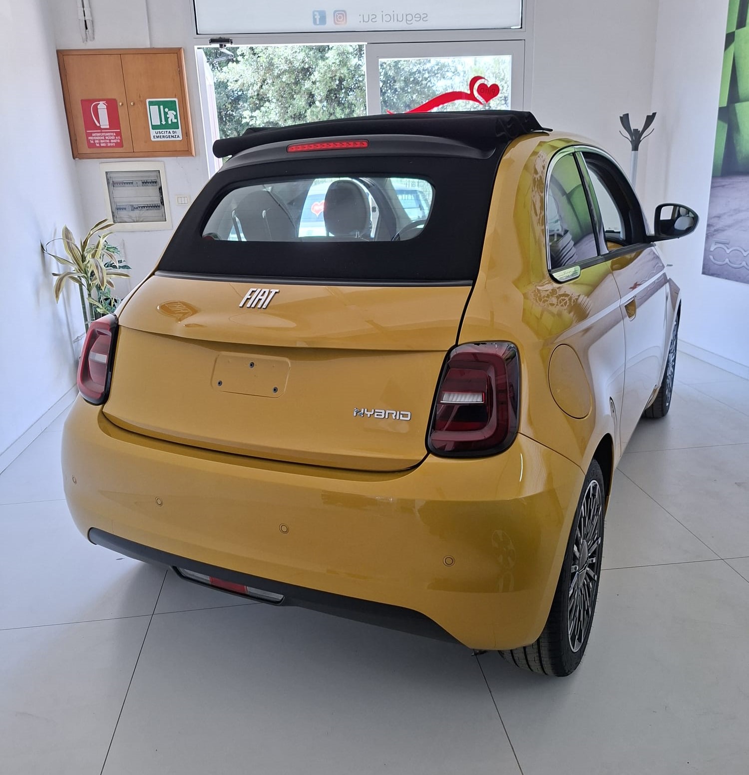 500 Cabrio Icon 1.0 Hybrid 65cv