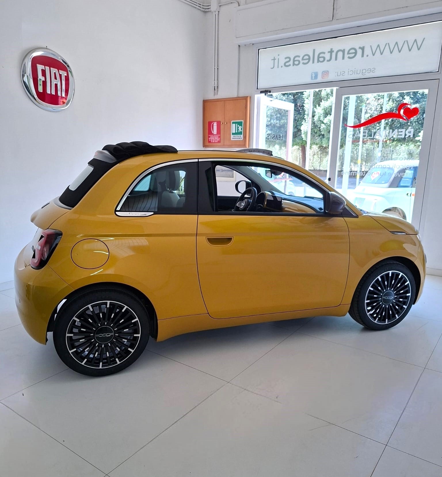 500 Cabrio Icon 1.0 Hybrid 65cv